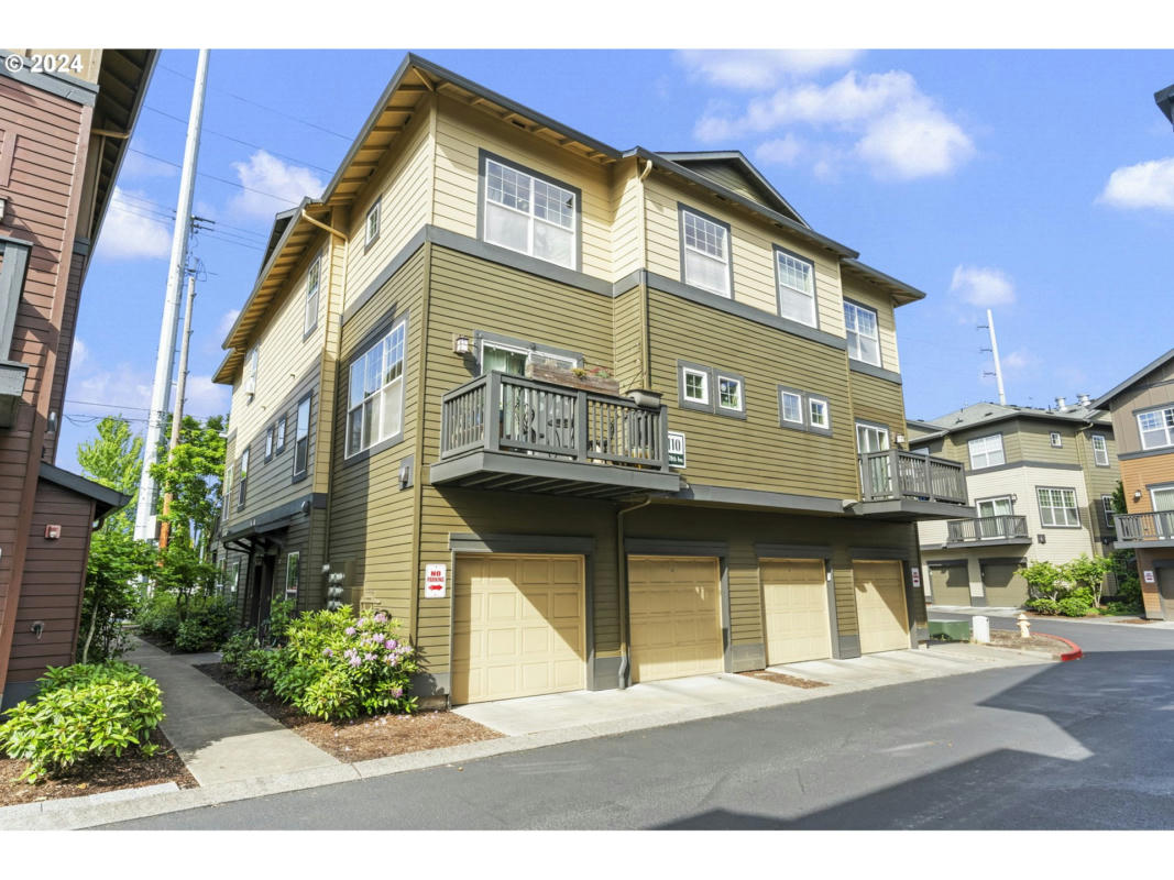 1110 SW 170TH AVE UNIT 100, BEAVERTON, OR 97003, photo 1 of 20