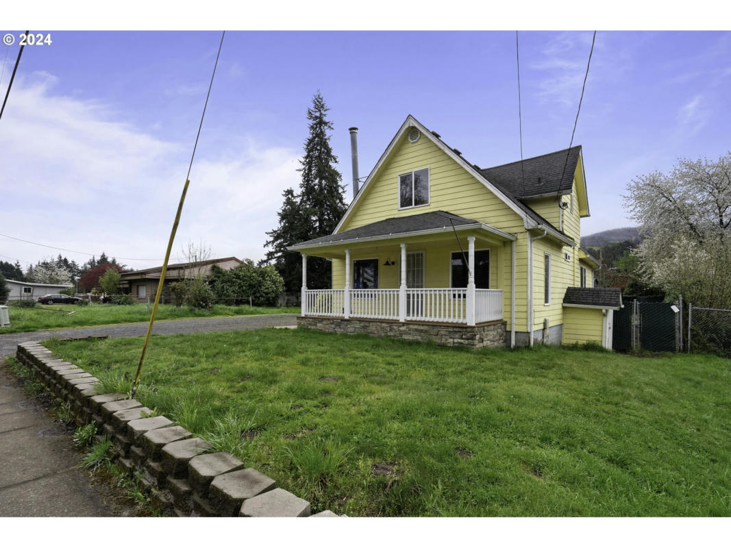 1312 MAIN ST, LYONS, OR 97358, photo 1 of 27
