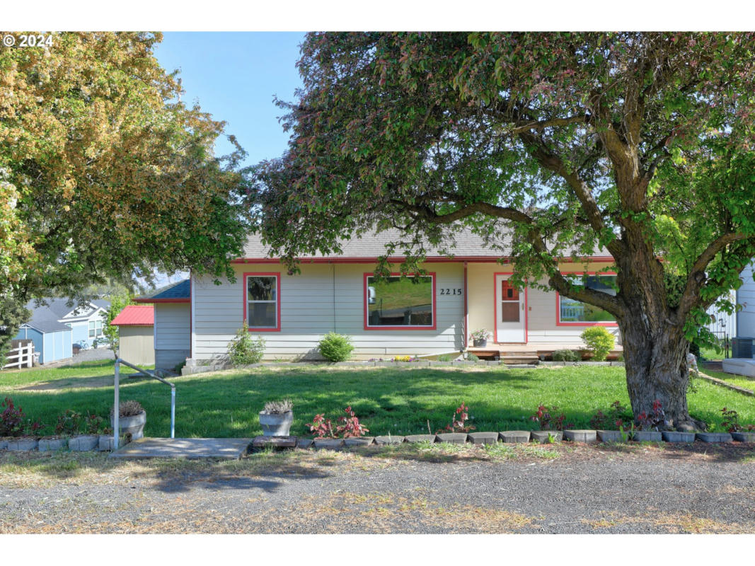 2215 E 16TH ST, THE DALLES, OR 97058, photo 1 of 43