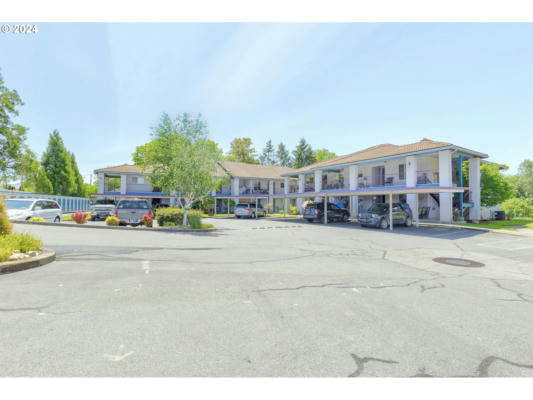 815 PINE ST APT 3, ROGUE RIVER, OR 97537 - Image 1