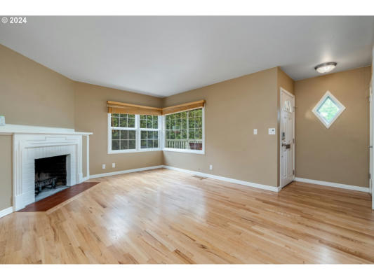 707 NW 41ST ST, VANCOUVER, WA 98660, photo 4 of 44