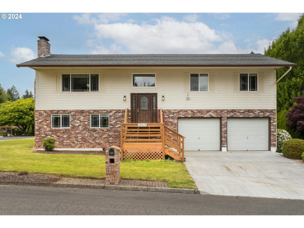 12213 NW 10TH AVE, VANCOUVER, WA 98685, photo 1 of 43