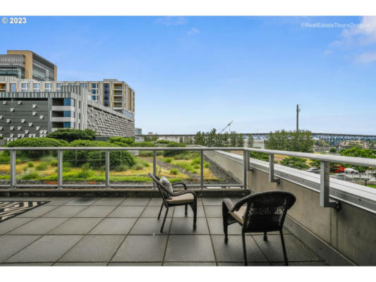 3570 S RIVER PKWY UNIT 307, PORTLAND, OR 97239, photo 3 of 32