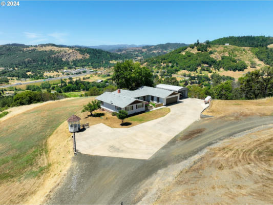 984 WAGONTIRE DR, MYRTLE CREEK, OR 97457 - Image 1