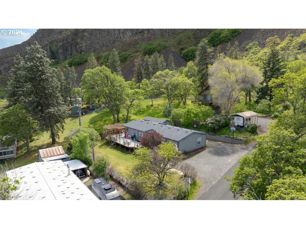4570 BASALT ST, THE DALLES, OR 97058, photo 1 of 22