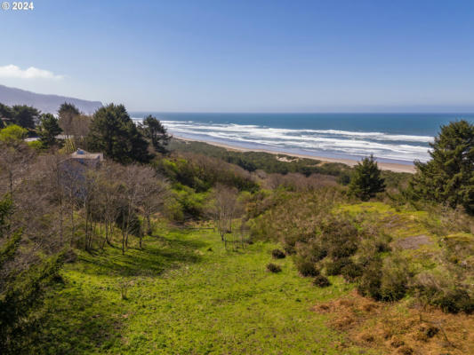 26 SAHHALI DR., NESKOWIN, OR 97149, photo 4 of 14