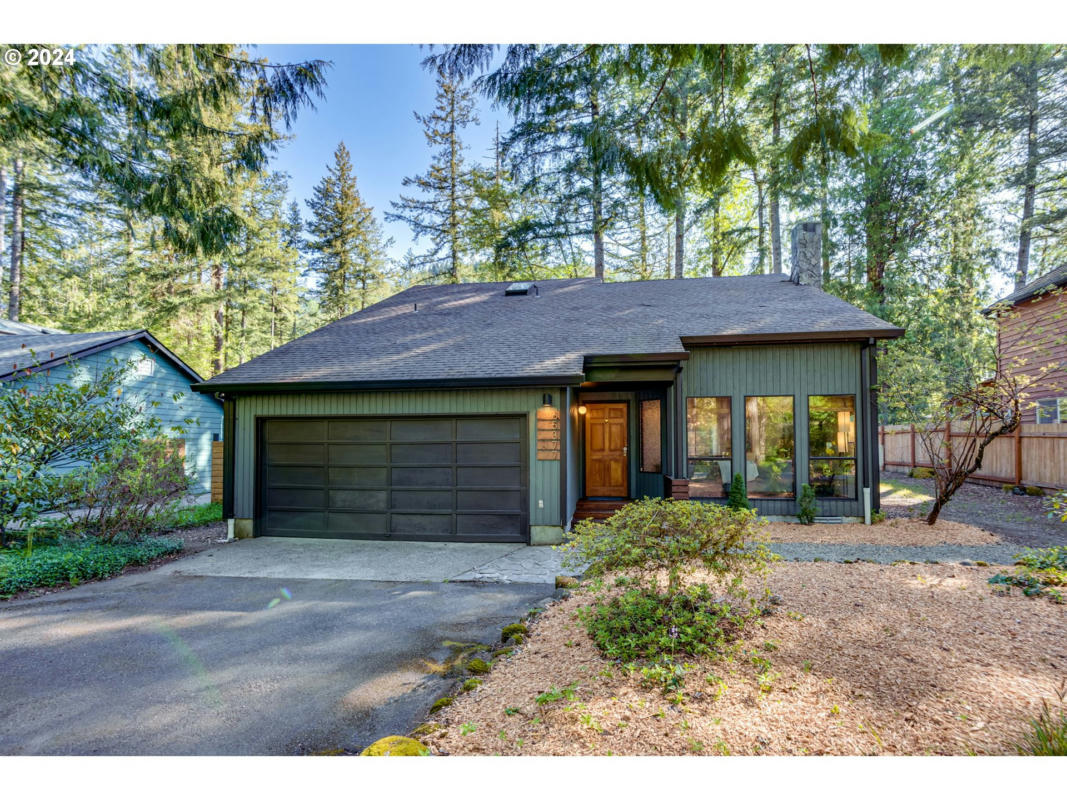 65377 E SANDY RIVER LN, RHODODENDRON, OR 97049, photo 1 of 40