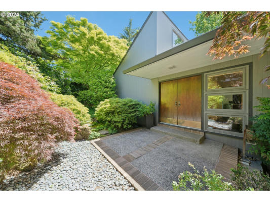 710 NW WINCHESTER TER, PORTLAND, OR 97210 - Image 1