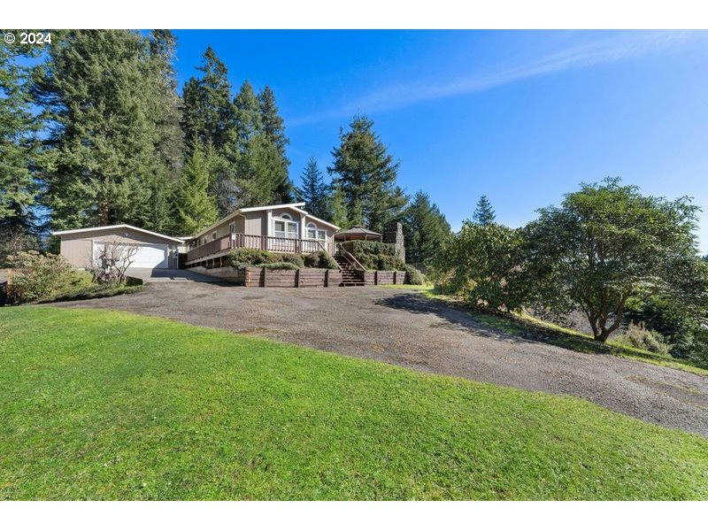 305 HILLTOP DR, LAKESIDE, OR 97449, photo 1 of 33