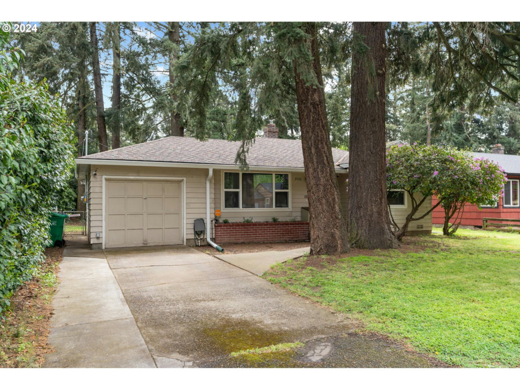 3930 SE 116TH AVE, PORTLAND, OR 97266, photo 1 of 32