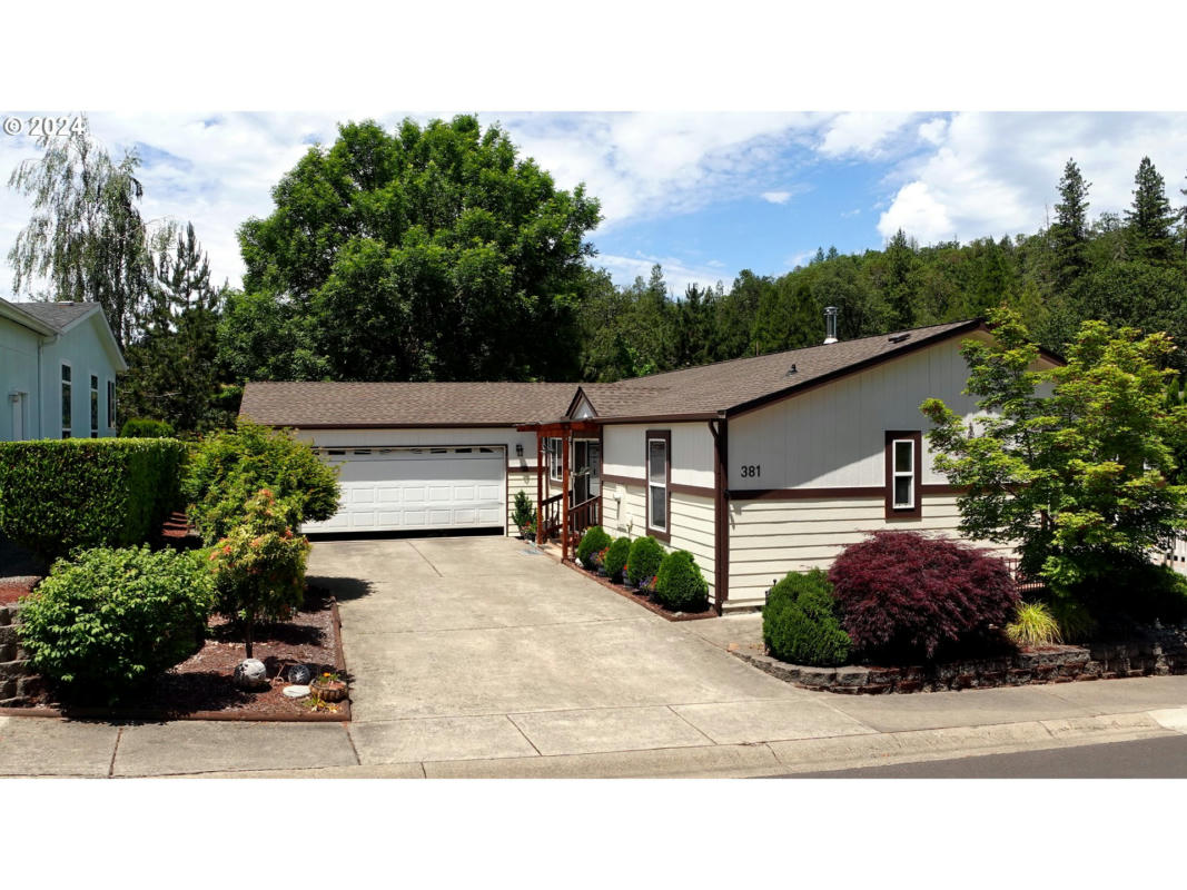 381 KNOLL TERRACE DR, CANYONVILLE, OR 97417, photo 1 of 25