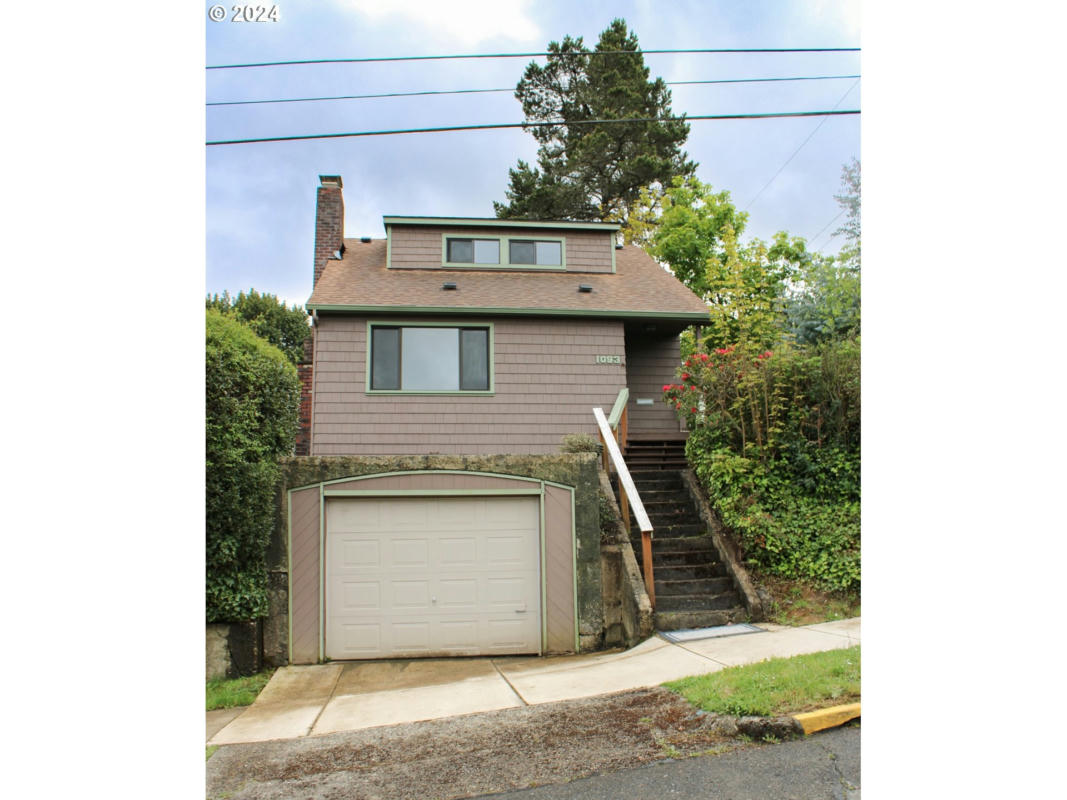 1093 FERGUSON AVE, COOS BAY, OR 97420, photo 1 of 43