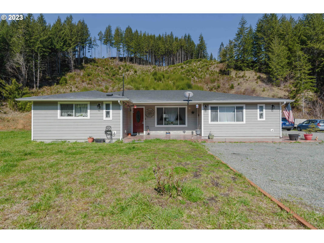 16855 HIGHWAY 42, MYRTLE POINT, OR 97458, photo 1 of 32