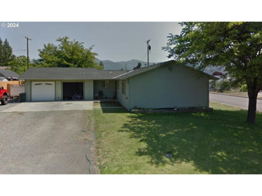621 E 4TH AVE, RIDDLE, OR 97469 - Image 1