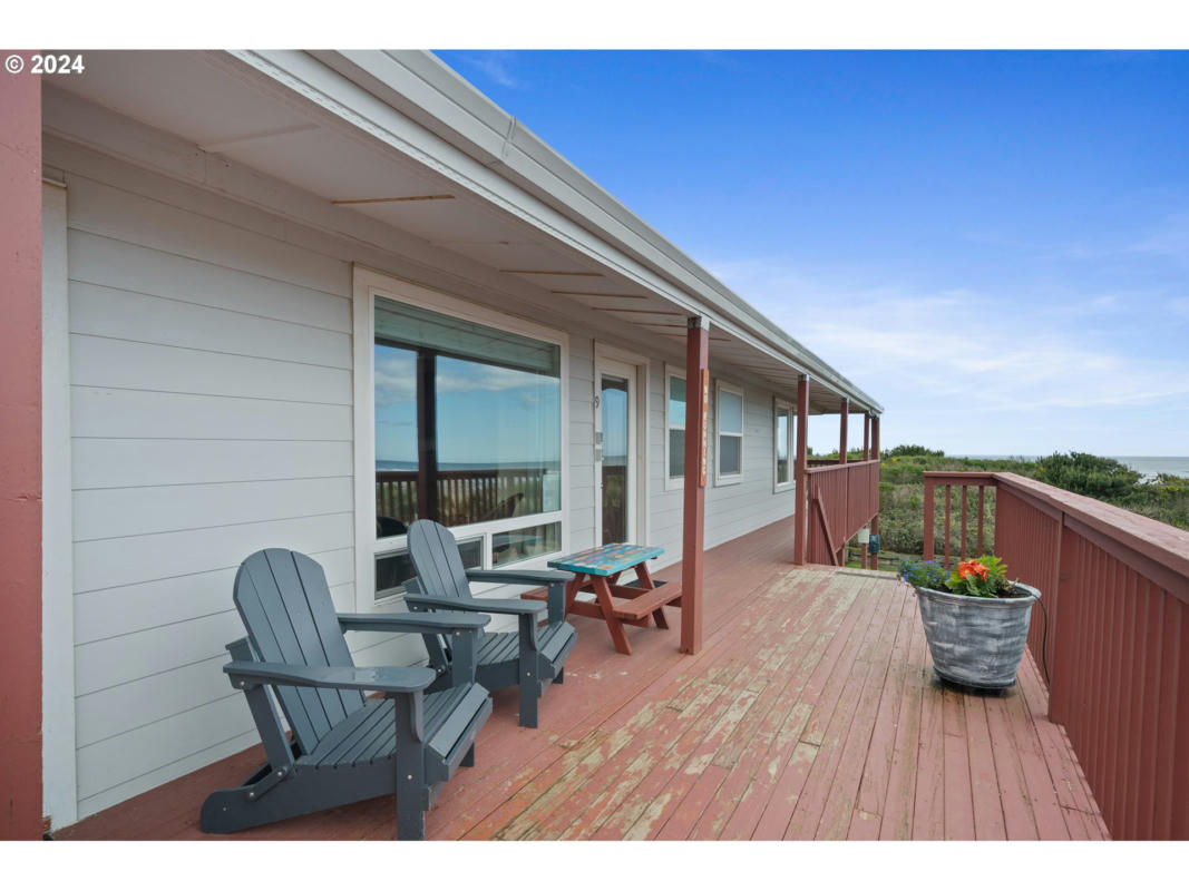 621 S PACIFIC ST # 9, ROCKAWAY BEACH, OR 97136, photo 1 of 39