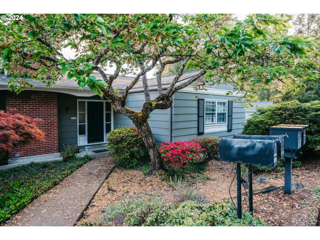 3649 SW 52ND PL, PORTLAND, OR 97221, photo 1 of 48