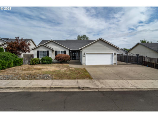 2565 GOLFVIEW AVE, SUTHERLIN, OR 97479 - Image 1