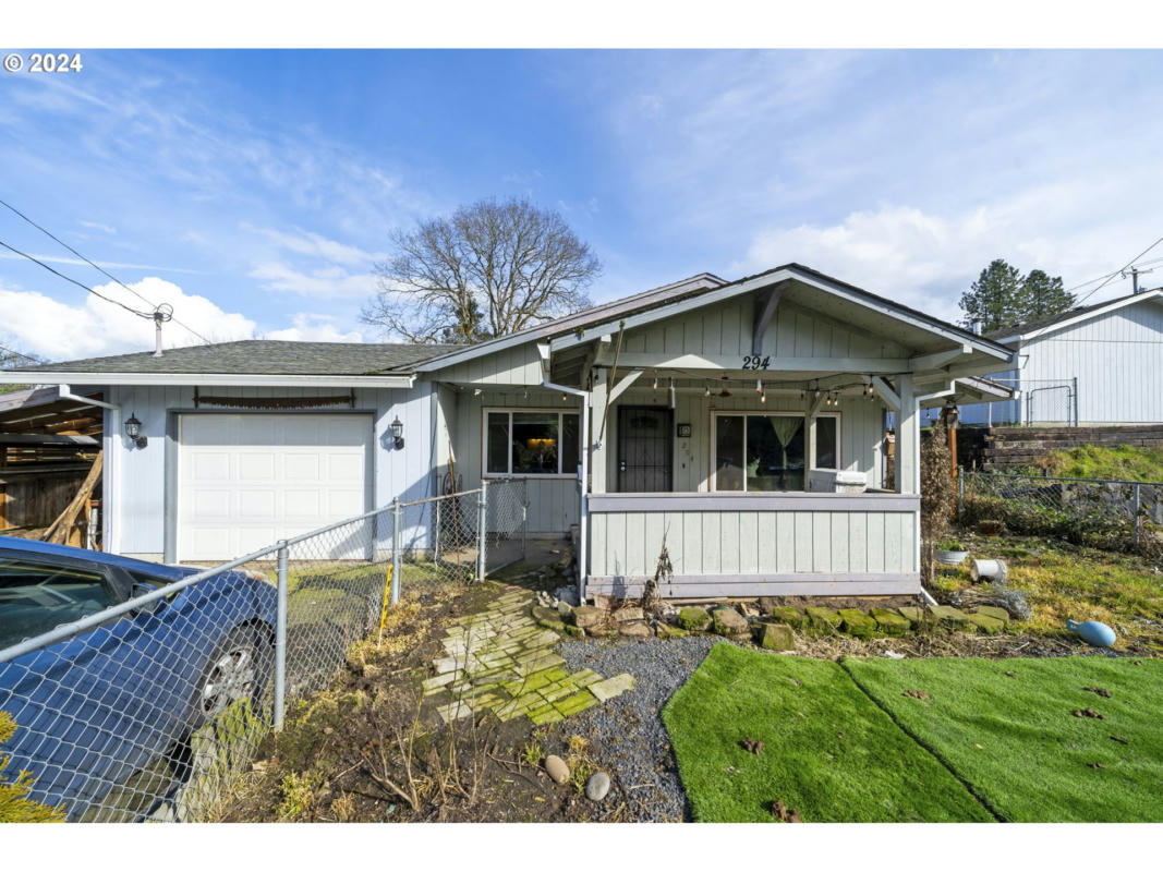 294 S 13TH ST, ST. HELENS, OR 97051, photo 1 of 17