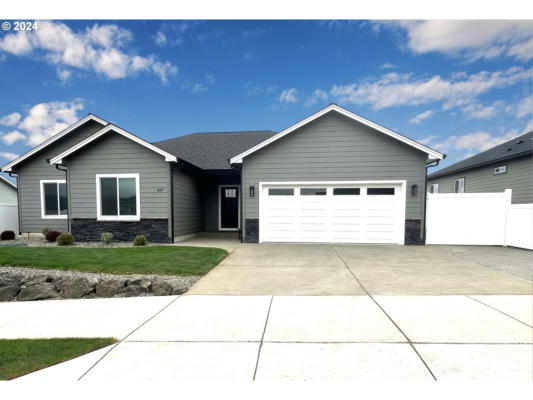 847 PEBBLE CRK ST, SUTHERLIN, OR 97479 - Image 1
