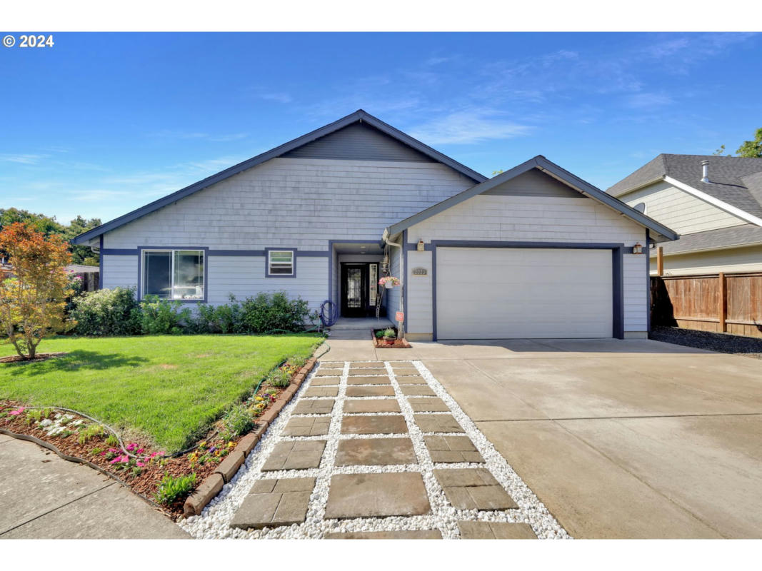 2223 CLEAR VUE LN, SPRINGFIELD, OR 97477, photo 1 of 47
