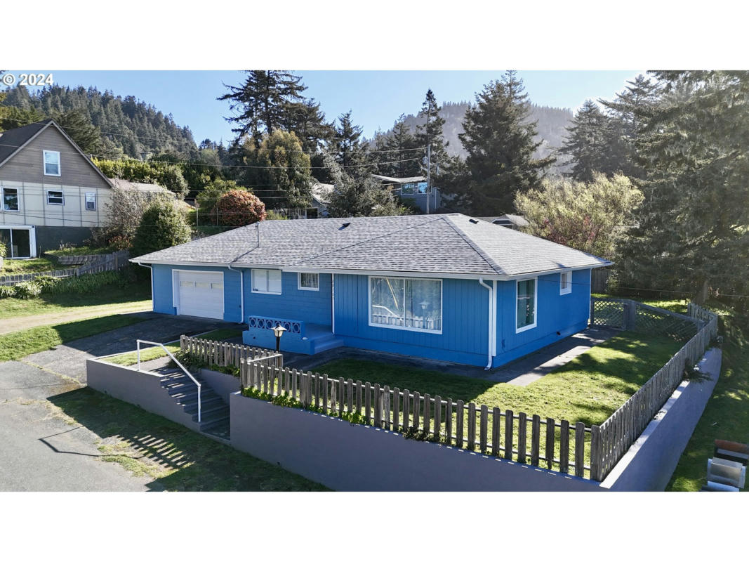 29761 SUTTON ST, GOLD BEACH, OR 97444, photo 1 of 43