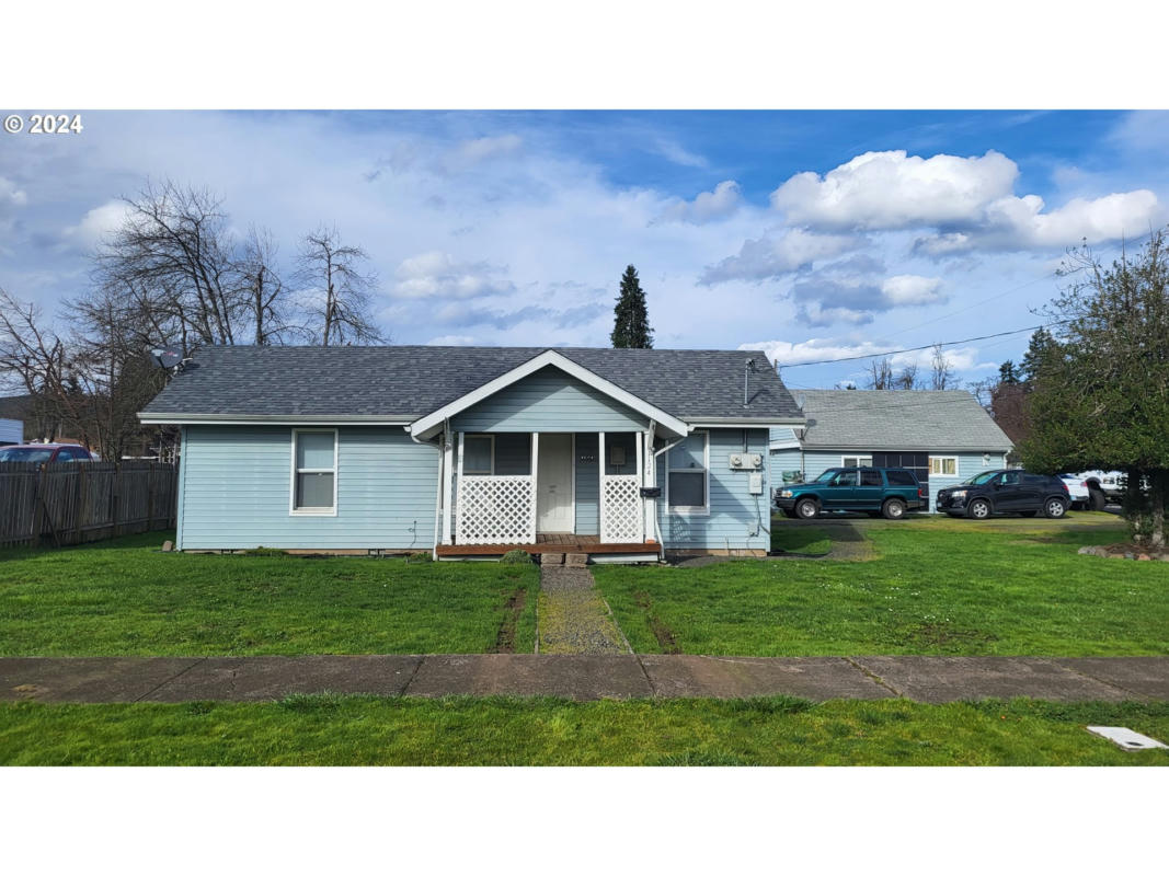 1124 E MADISON AVE, COTTAGE GROVE, OR 97424, photo 1 of 24