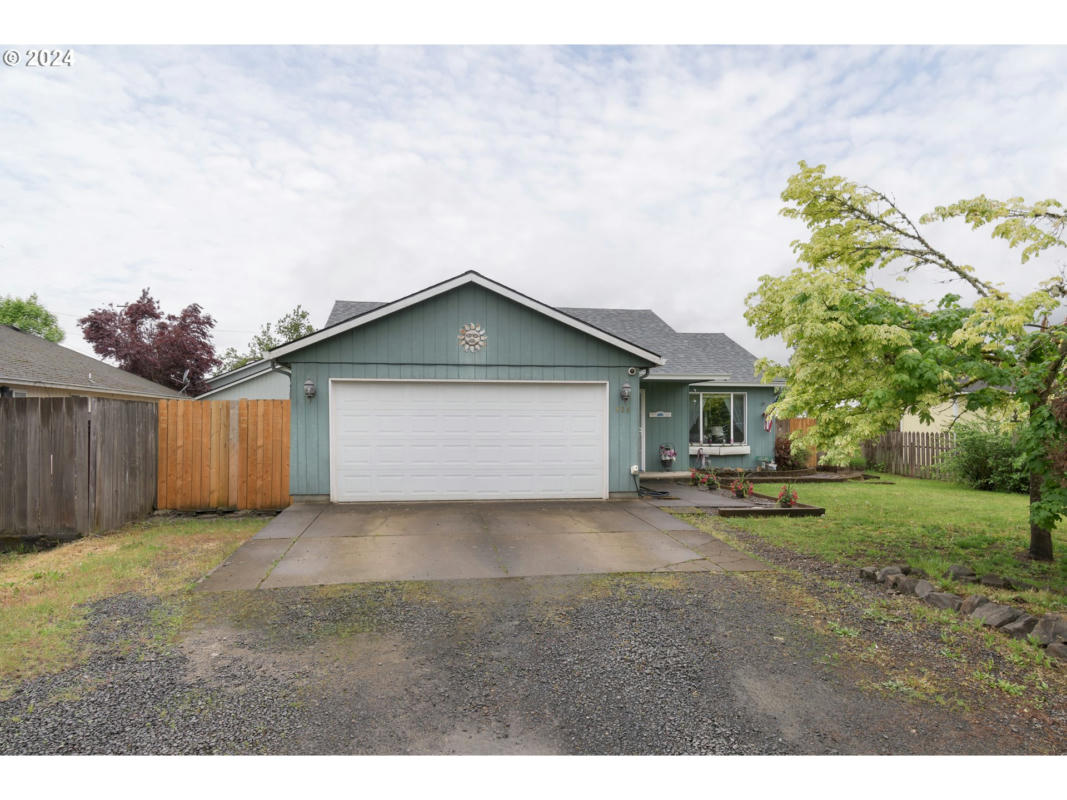 426 S 42ND PL, SPRINGFIELD, OR 97478, photo 1 of 31