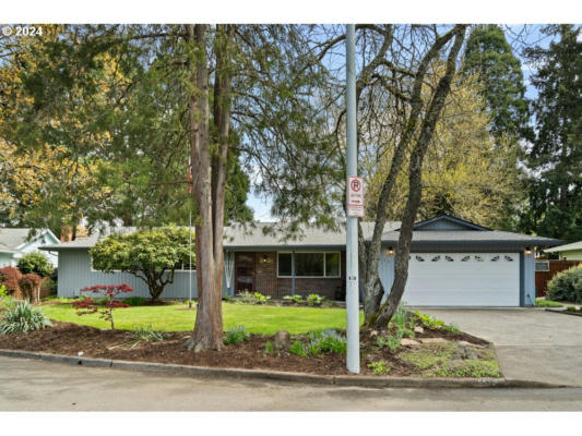 5570 SW 203RD AVE, BEAVERTON, OR 97078, photo 4 of 42