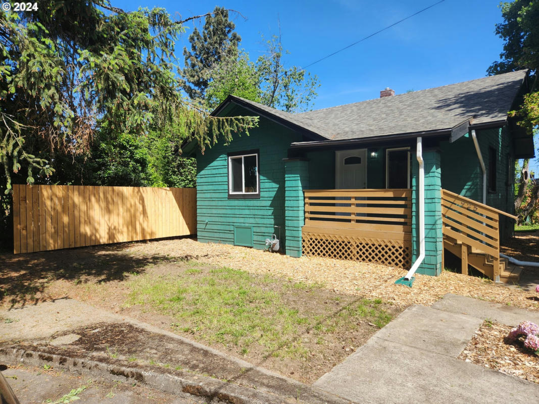 925 N RUSSET ST, PORTLAND, OR 97217, photo 1 of 40