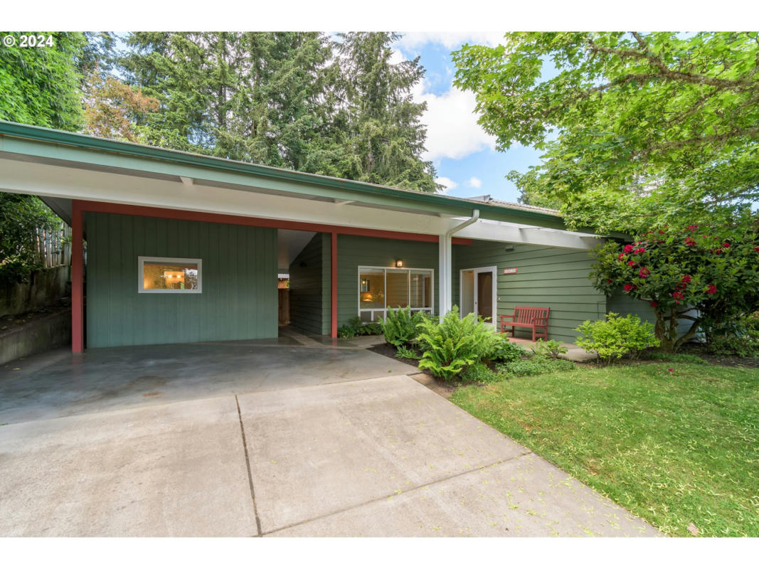 3430 VIEW LN, EUGENE, OR 97405, photo 1 of 48