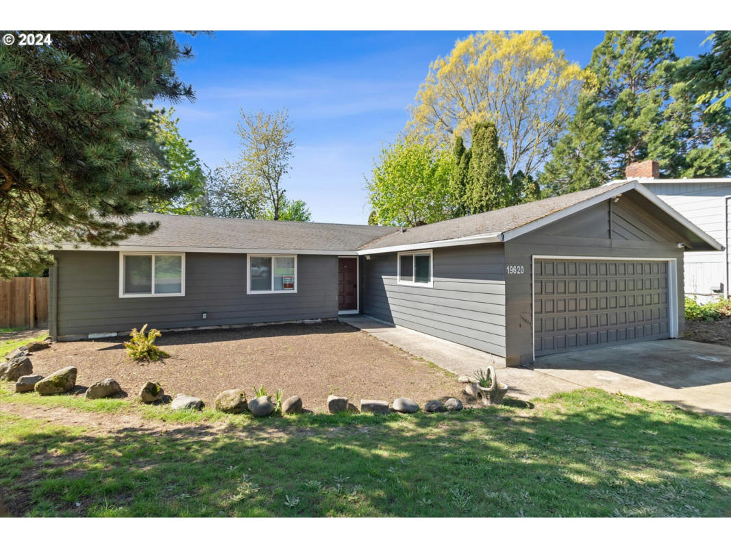 19620 SW SOUTHVIEW ST, BEAVERTON, OR 97078, photo 1 of 33