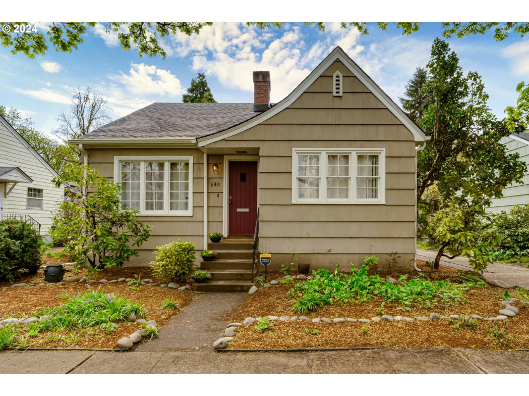 648 W 8TH AVE, EUGENE, OR 97402, photo 1 of 37