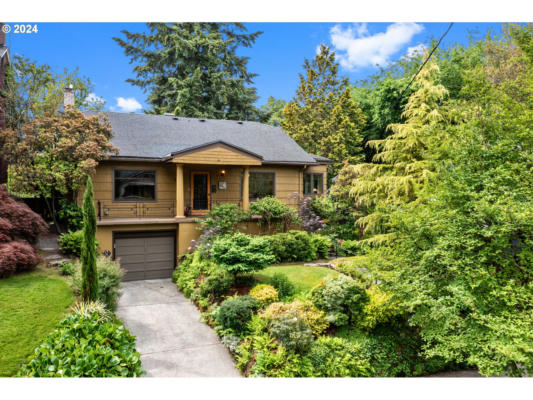 3216 NE COUCH ST, PORTLAND, OR 97232 - Image 1