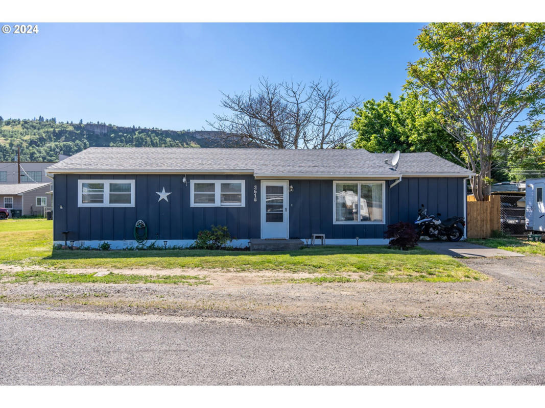 3618 W 8TH ST, THE DALLES, OR 97058, photo 1 of 38