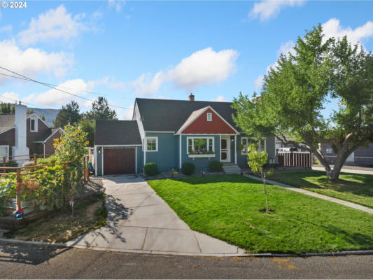 205 HILLCREST DR, BAKER CITY, OR 97814 - Image 1