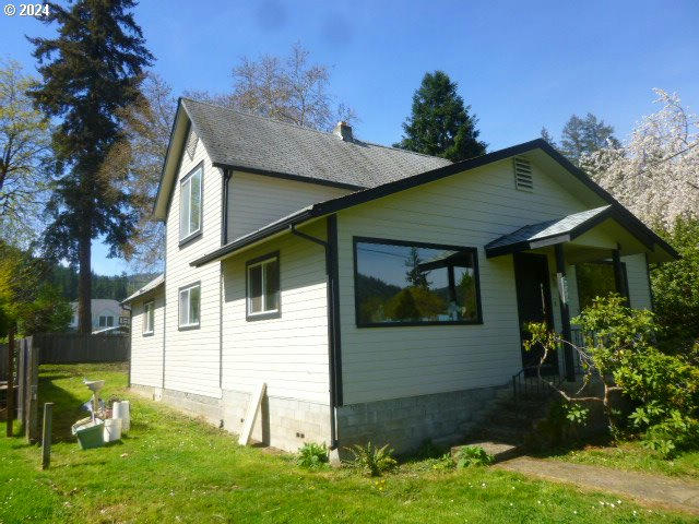 630 WILLIS AVE, GLENDALE, OR 97442, photo 1 of 9
