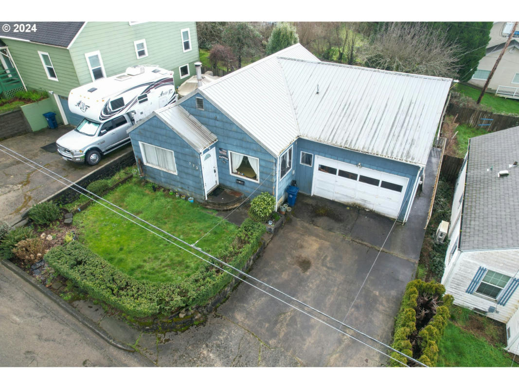 773 E 10TH ST, COQUILLE, OR 97423, photo 1 of 23