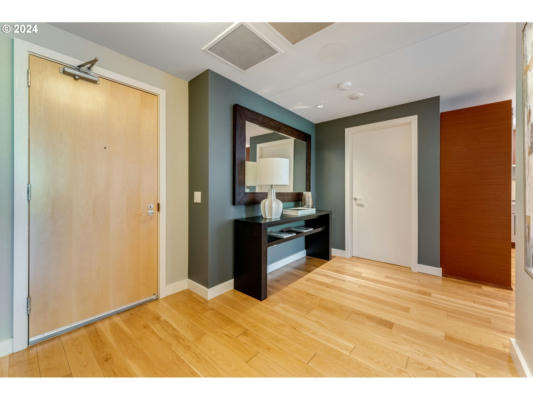 3601 S RIVER PKWY UNIT 207, PORTLAND, OR 97239, photo 4 of 44