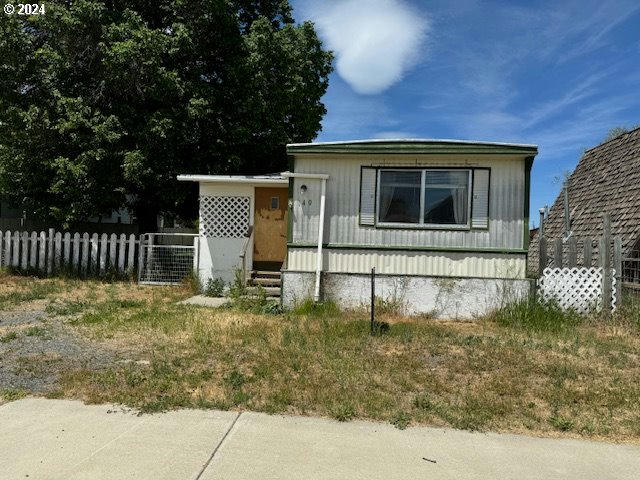 140 2ND ST, NORTH POWDER, OR 97867, photo 1 of 19