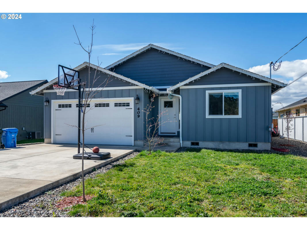409 S STATE ST, SUTHERLIN, OR 97479, photo 1 of 31