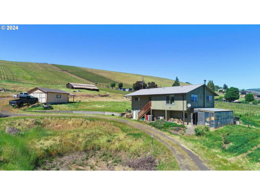 5073 CHENOWETH RD, THE DALLES, OR 97058, photo 2 of 43