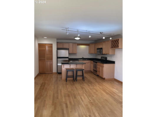 910 NW NAITO PKWY # 1-22, PORTLAND, OR 97209, photo 5 of 21