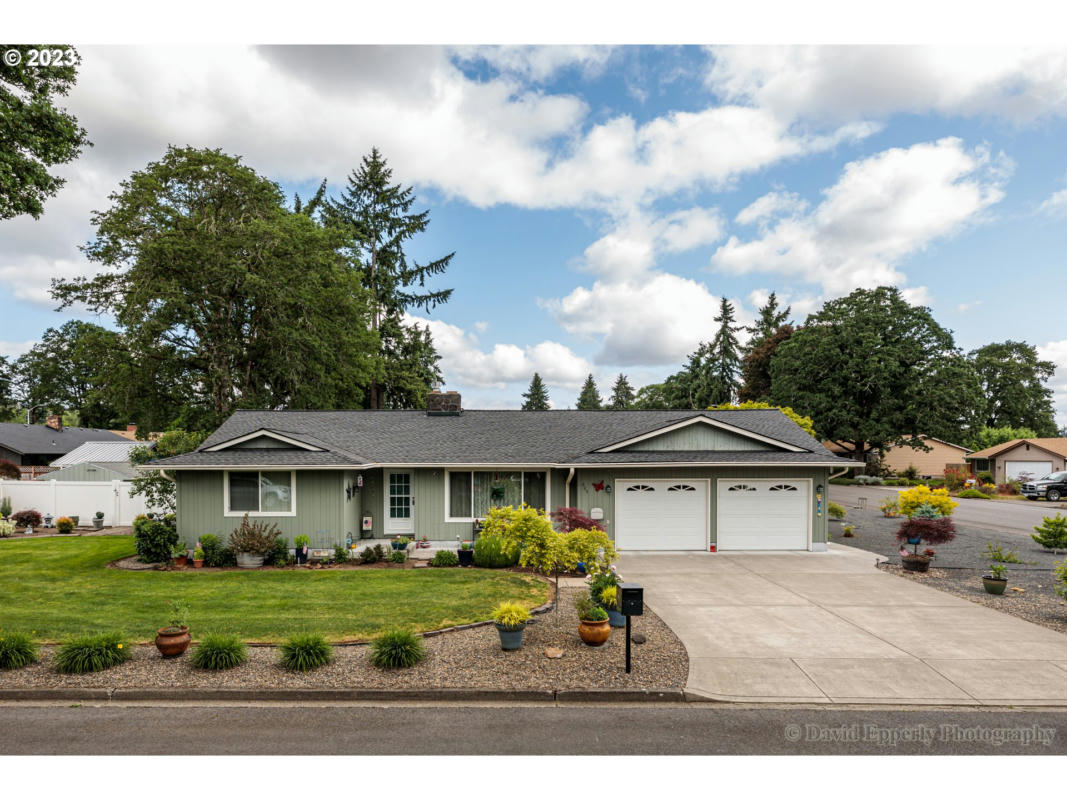 605 MAPLEWOOD DR, ST. HELENS, OR 97051, photo 1 of 24