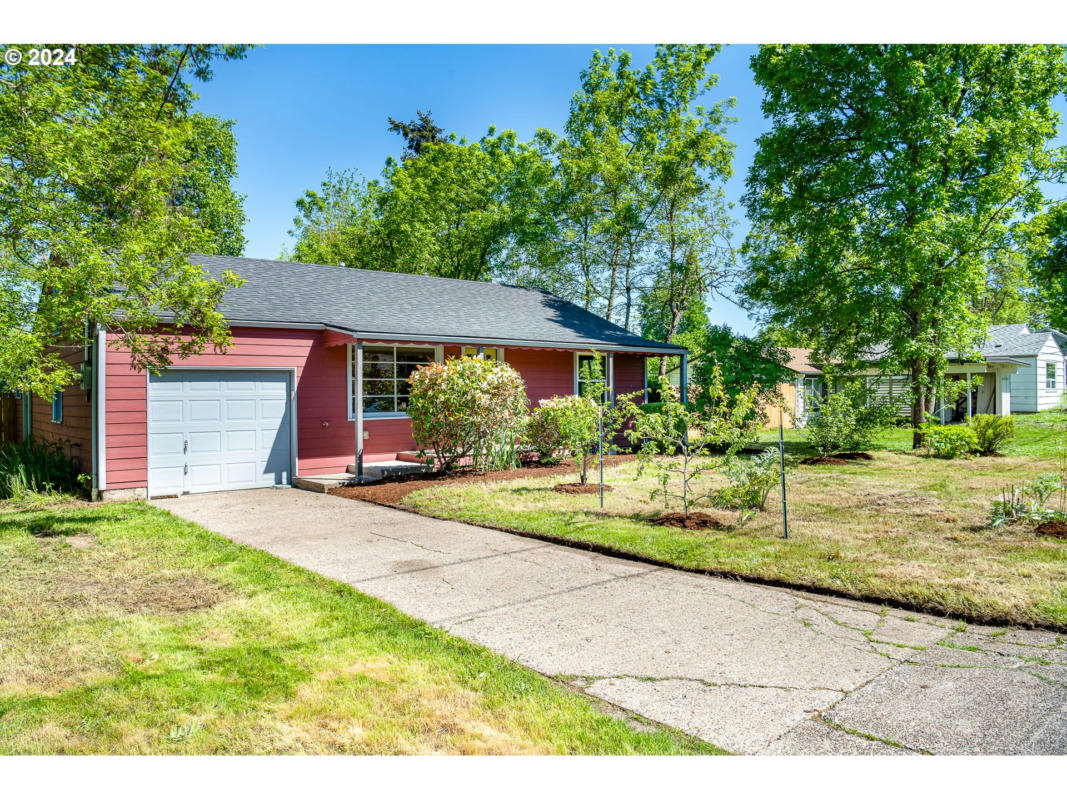2915 MILL ST, EUGENE, OR 97405, photo 1 of 37