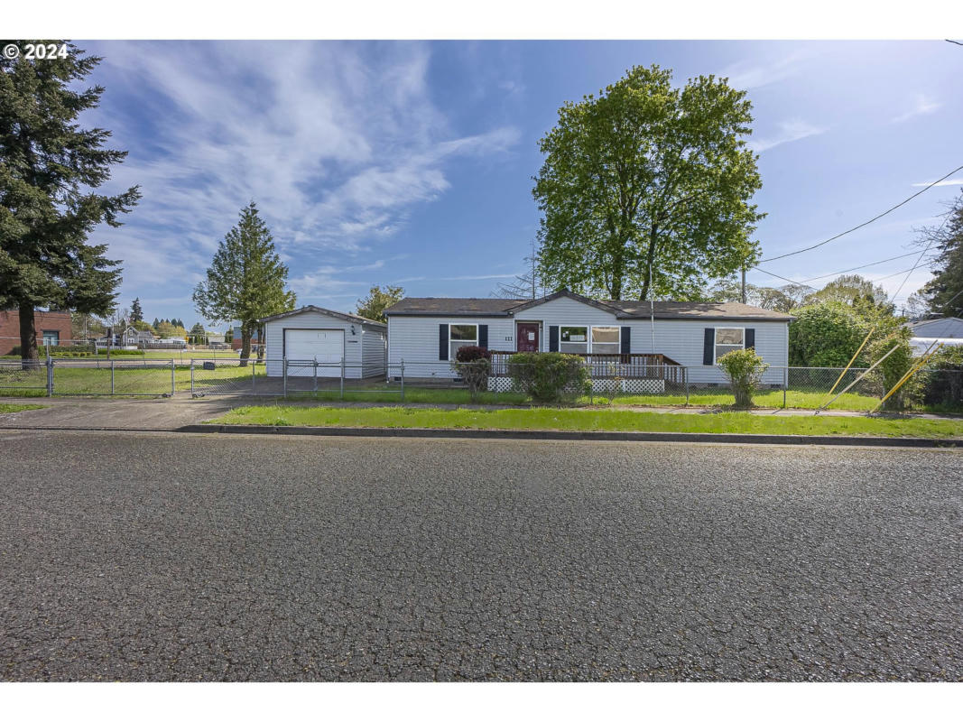 111 S 3RD ST, LEBANON, OR 97355, photo 1 of 40