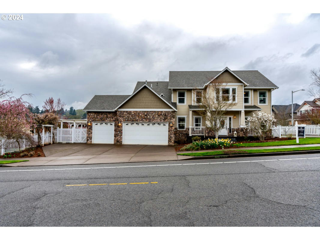 1585 TITAN DR NW, SALEM, OR 97304, photo 1 of 42