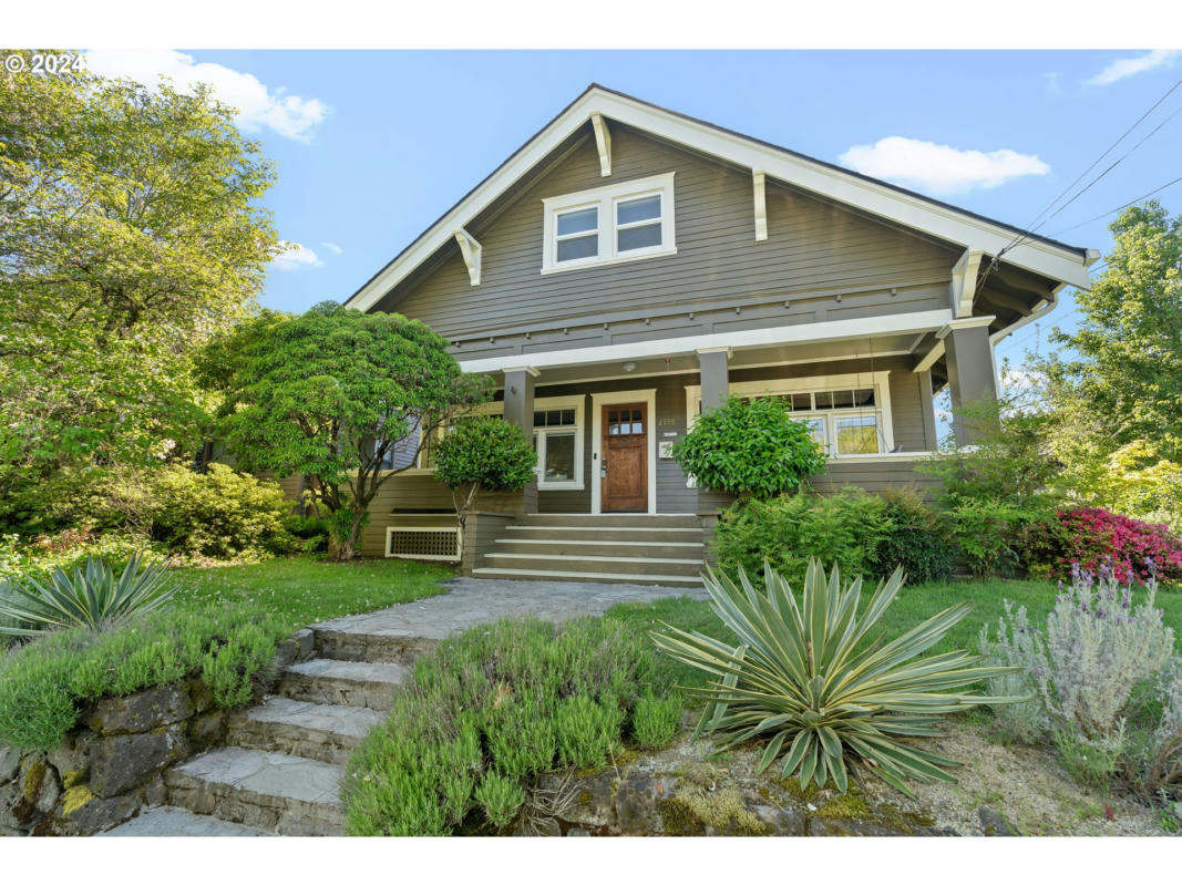 6305 SE 18TH AVE, PORTLAND, OR 97202, photo 1 of 43