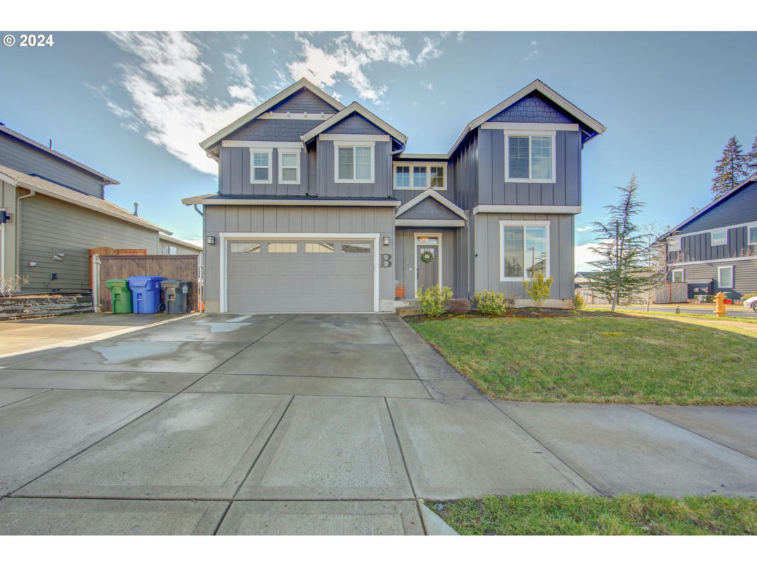 37002 SALMONBERRY ST, SANDY, OR 97055, photo 1 of 32
