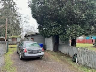 2727 SE 112TH AVE, PORTLAND, OR 97266, photo 4 of 5