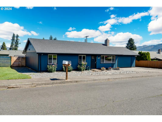 2246 MONTELLO AVE, HOOD RIVER, OR 97031 - Image 1